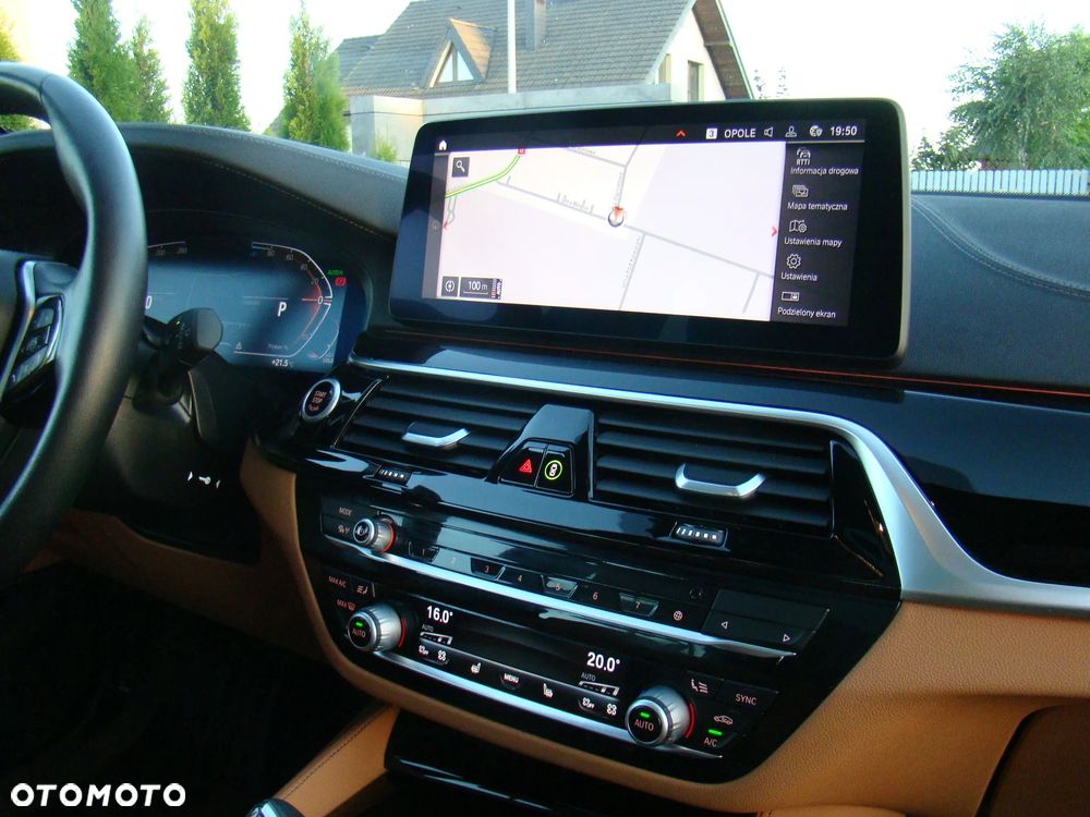 BMW Seria 5 520d xDrive mHEV Luxury Line sport - 38