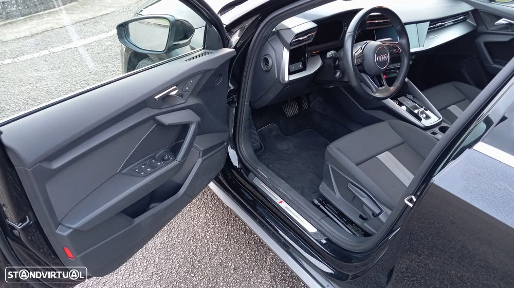 Audi A3 Sportback 30 TDI Advanced S tronic - 5