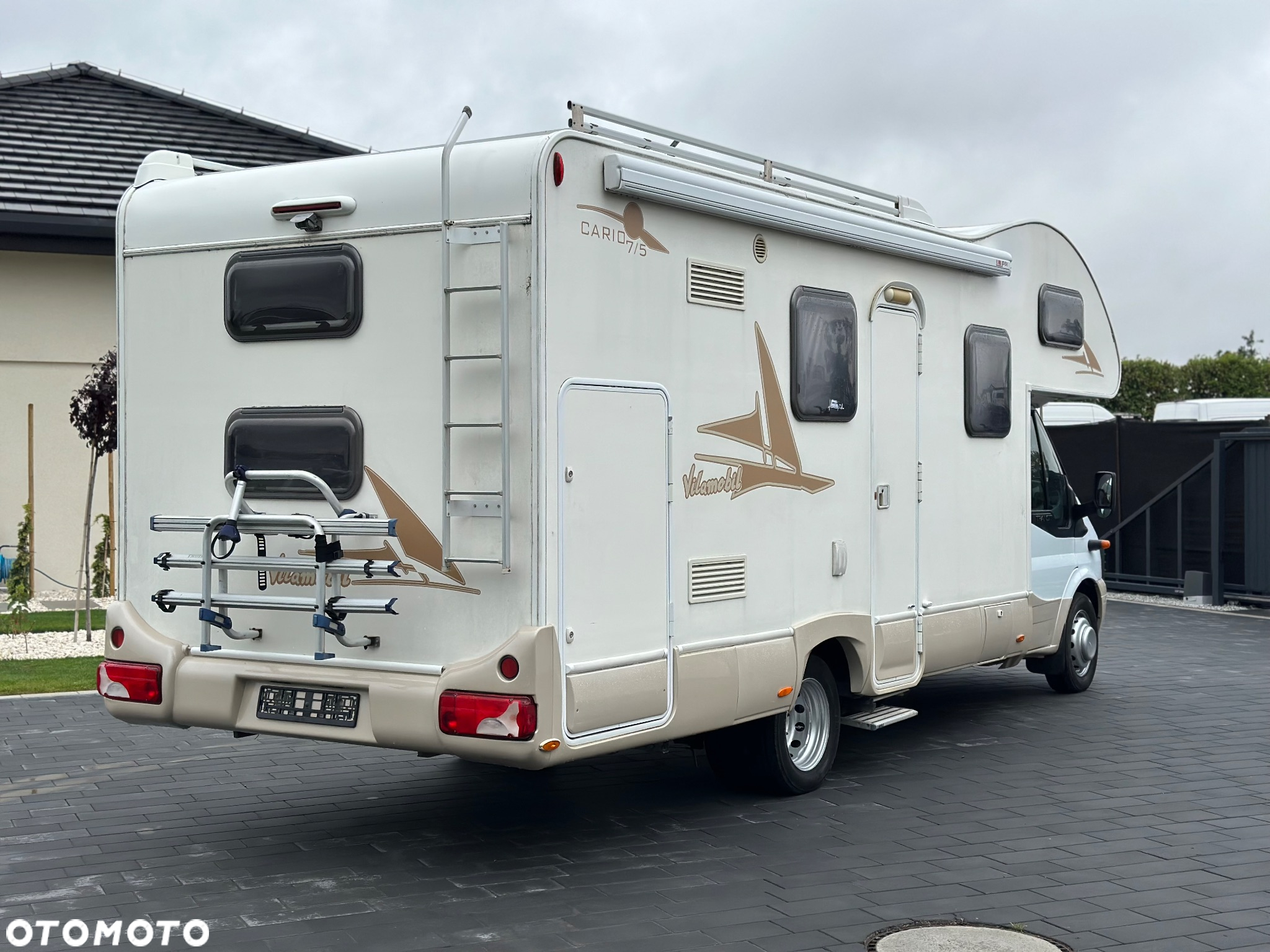 Ford Rimor - 4