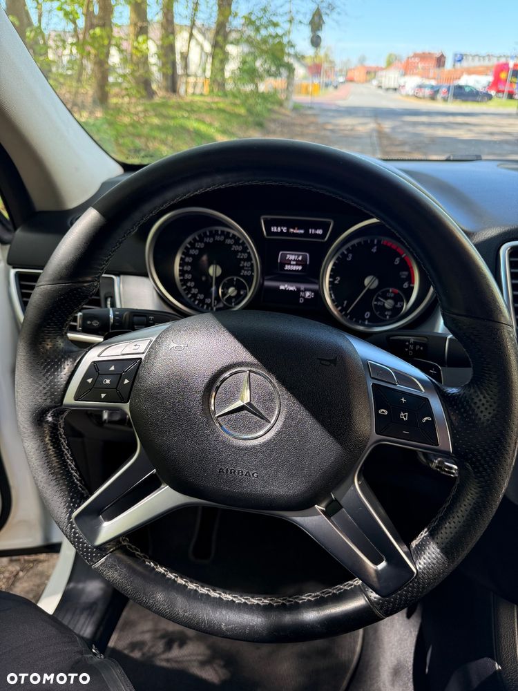 Mercedes-Benz ML 350 BlueTEC 4MATIC 7G-TRONIC - 23