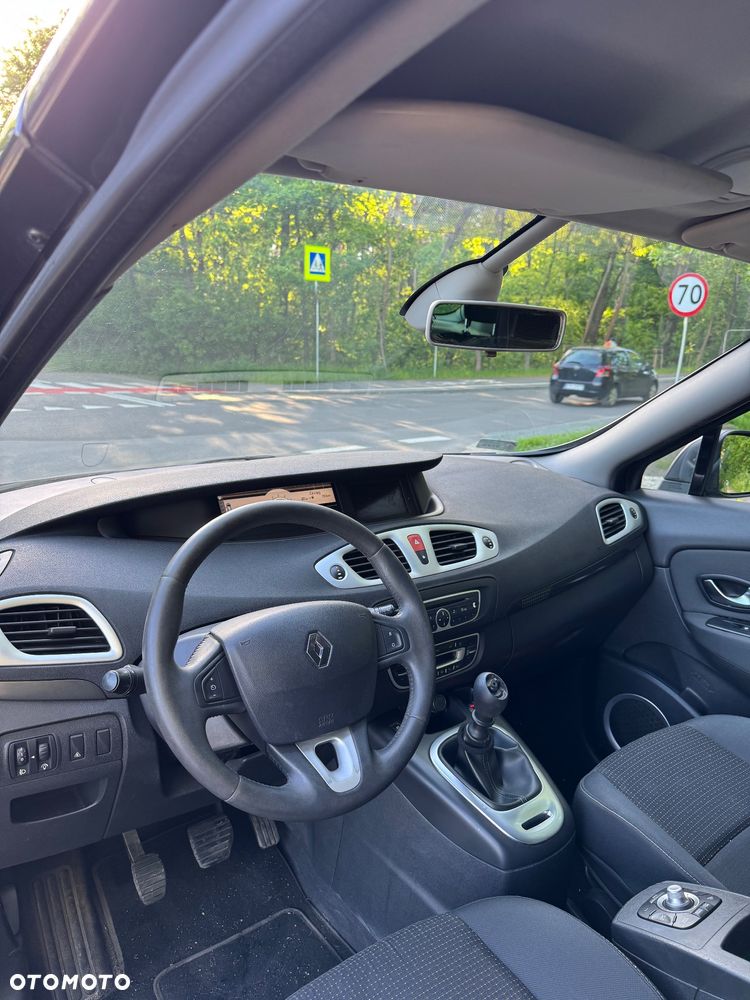 Renault Scenic dCi 110 Expression - 9