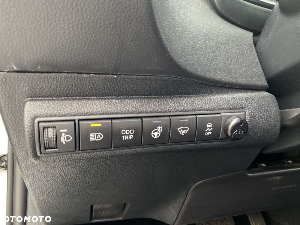 Toyota Corolla 1.8 Hybrid GR Sport Dynamic - 27