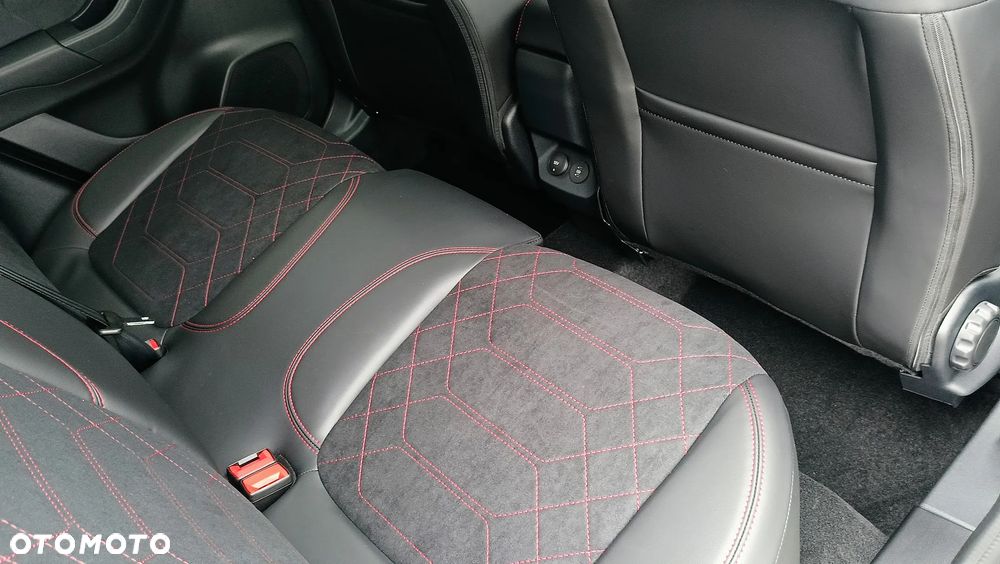 Ford Puma 1.0 EcoBoost mHEV ST-Line X - 12