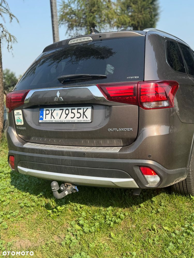 Mitsubishi Outlander 2.2 DID Intense + 4WD - 7