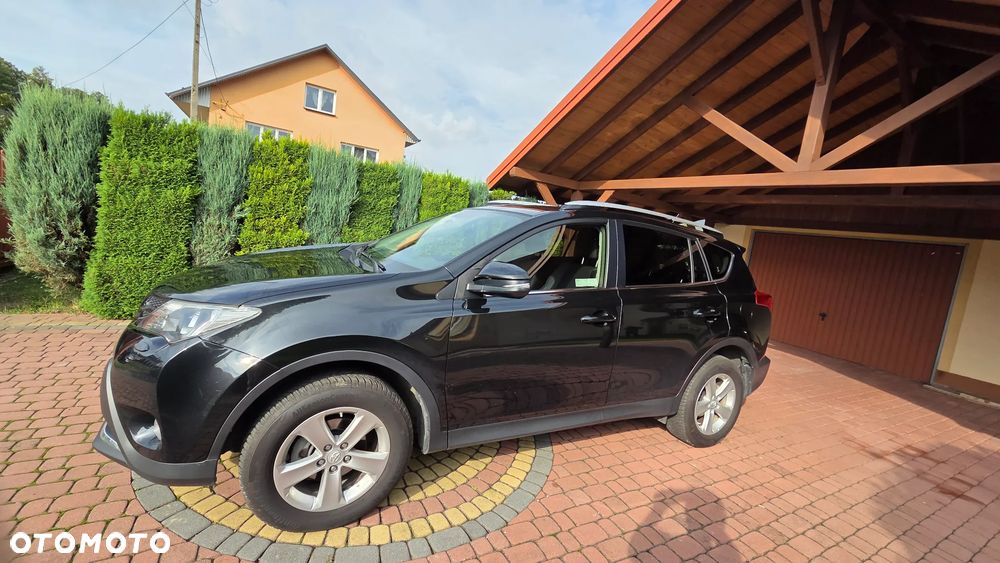 Toyota RAV4 2.0 D-4D Premium - 11