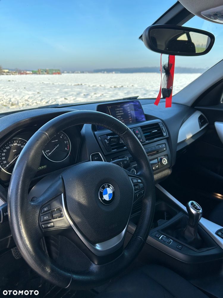 BMW Seria 1 116d - 8