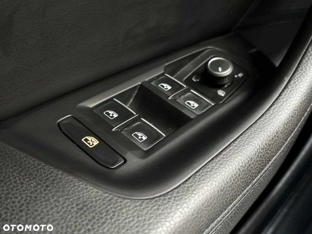 Volkswagen Passat - 16