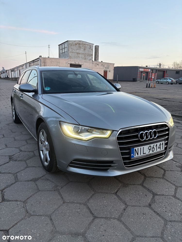 Audi A6 Avant - 11