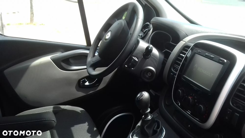 Renault Trafic - 10