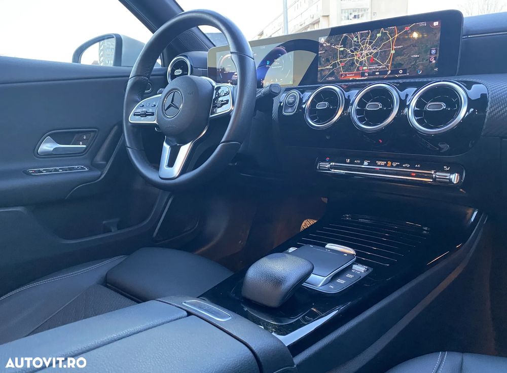 Mercedes-Benz A 200 7G-DCT - 17