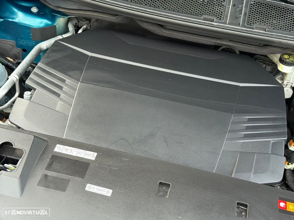 Peugeot E-3008 73 kWh GT - 15