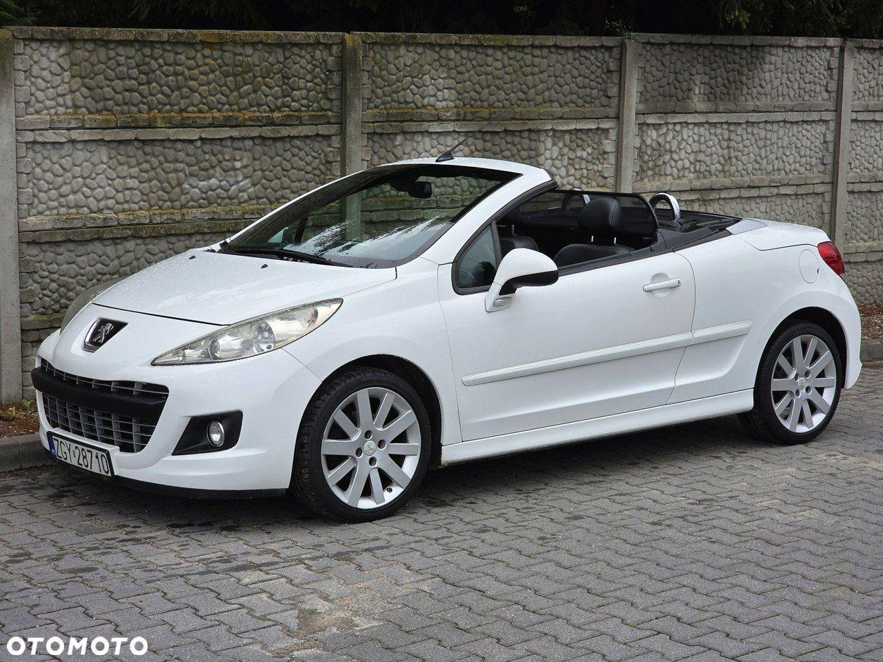 Peugeot 207 CC - 1