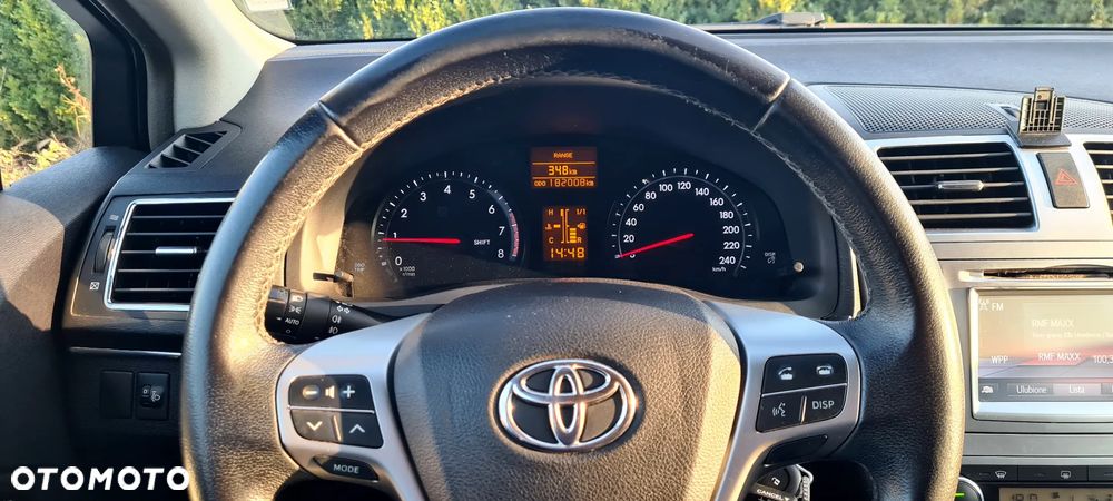 Toyota Avensis 1.8 Premium - 10