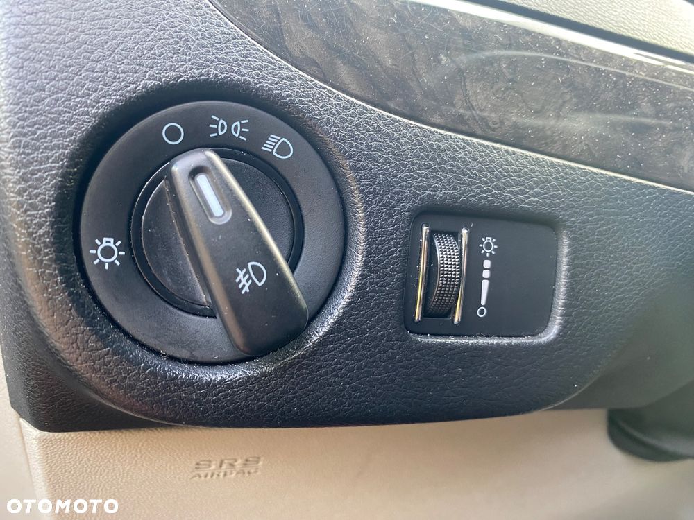 Dodge Grand Caravan ver-3-6-express - 19