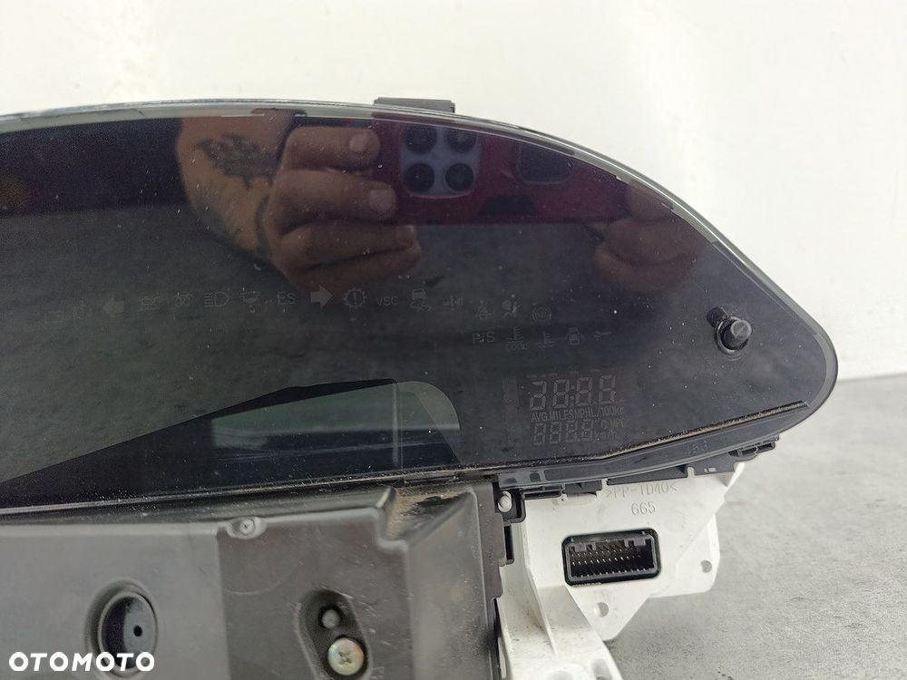 LICZNIK TOYOTA YARIS II 83800-0D691 MB457300-3930 1.4 D-4D - 5