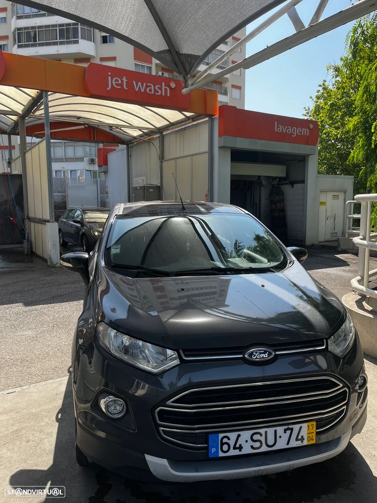 Ford EcoSport - 8