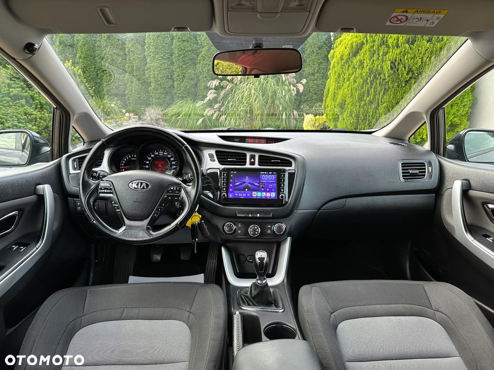 Kia Ceed Cee'd 1.6 GDI XL - 23