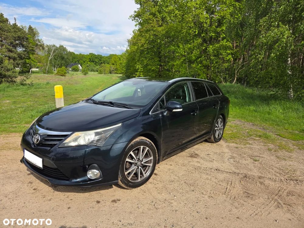 Toyota Avensis 2.0 D-4D - 6