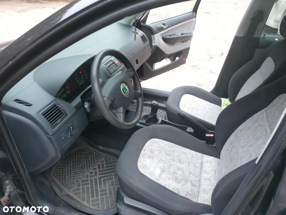 Skoda Fabia 1.4 16V Combi Classic - 10