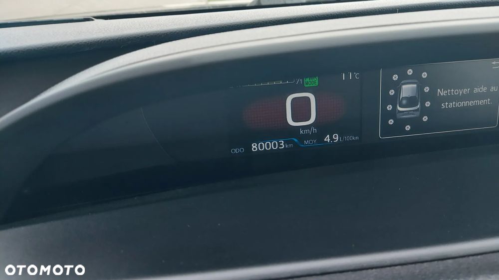 Toyota Prius Hybrid Executive - 15