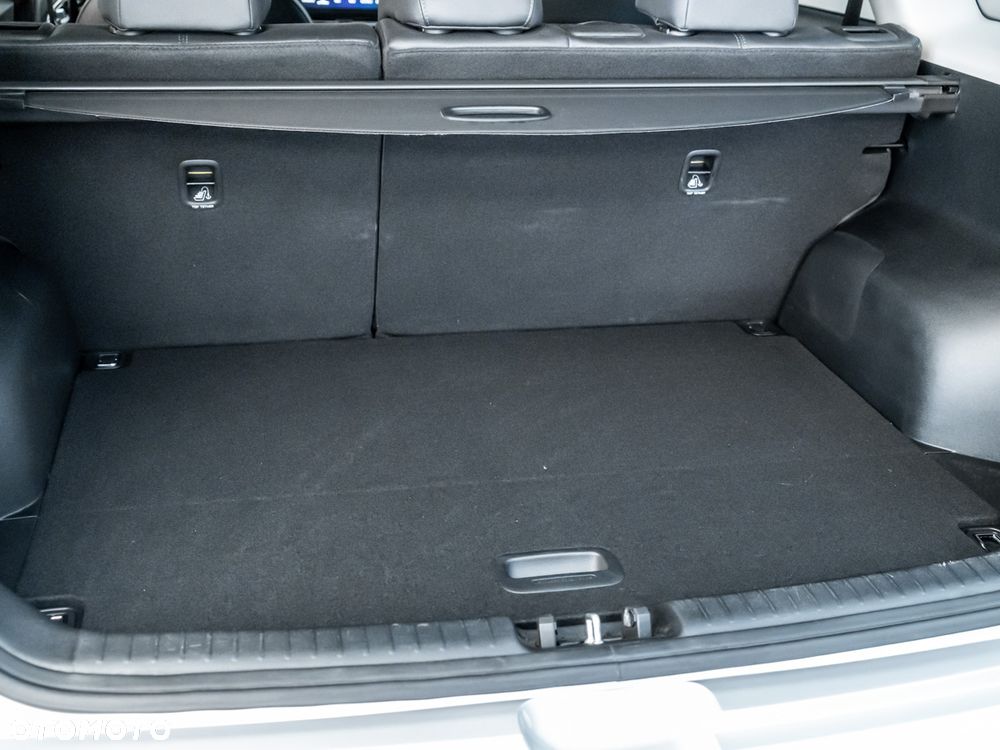 Kia Niro 64kWh L - 35