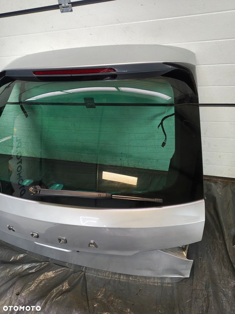 Skoda Superb III lift kombi  LA7W klapa bagażnika - 4