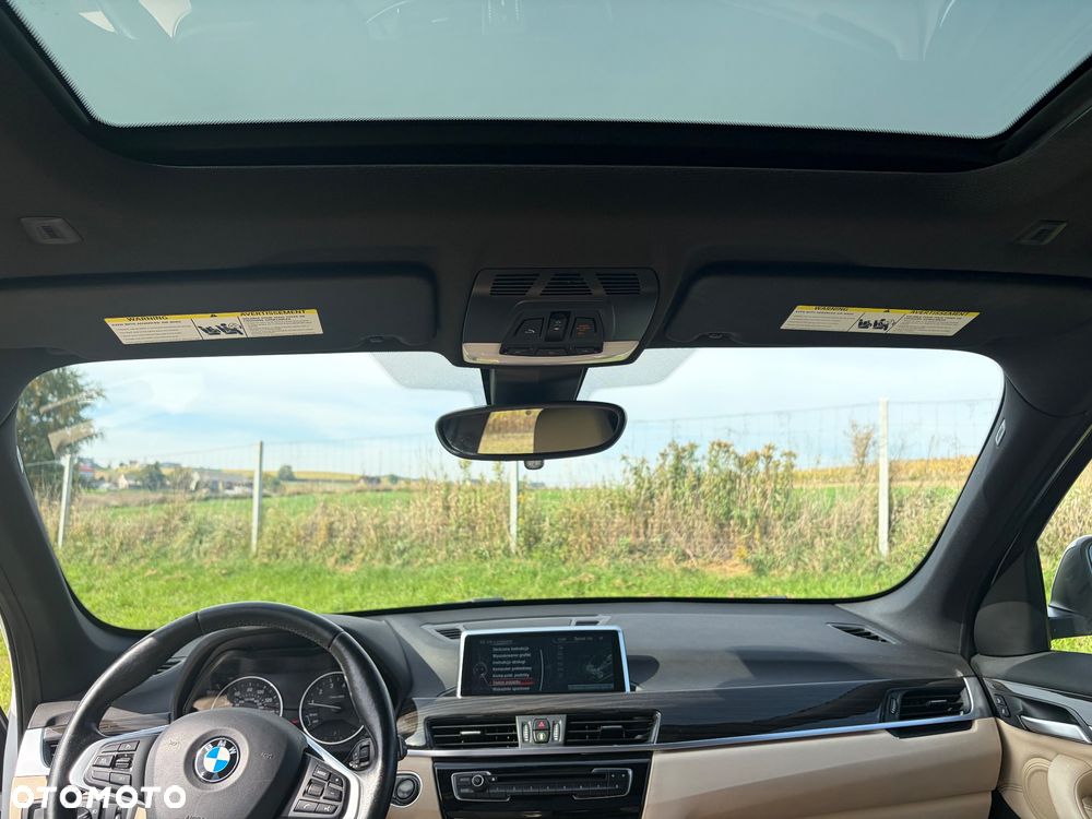 BMW X1 xDrive25i xLine sport - 16