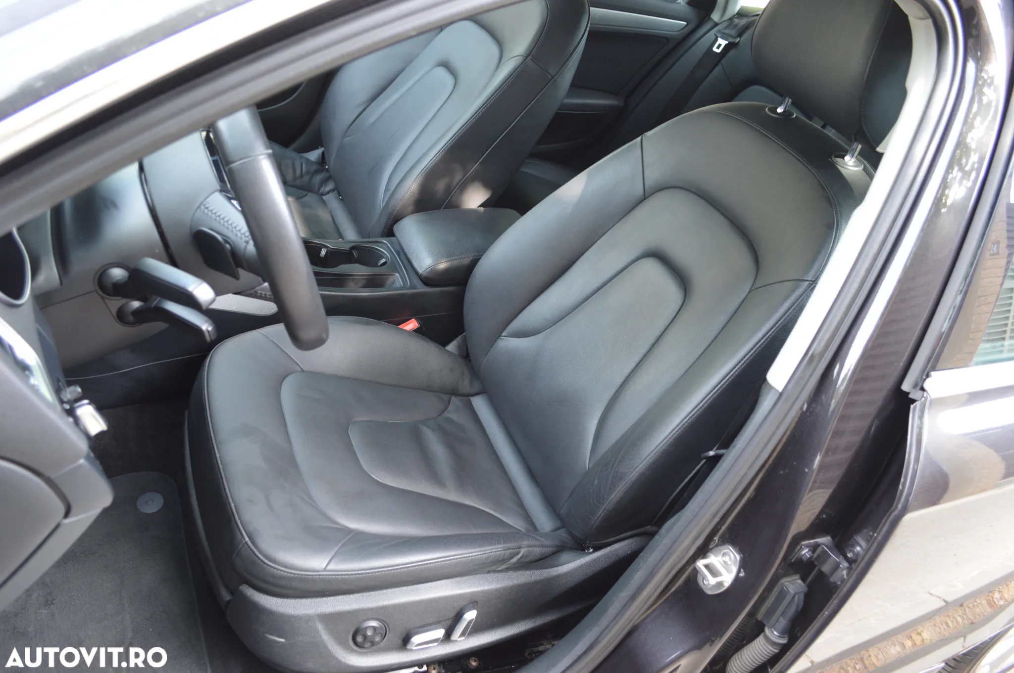 Audi A4 2.0 TDI DPF multitronic S line Sportpaket - 6