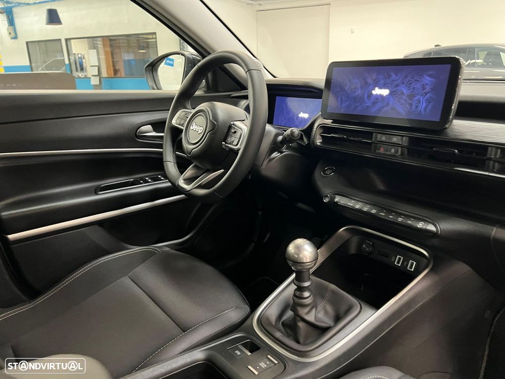 Jeep Avenger 1.2 GSE T3 Altitude - 12