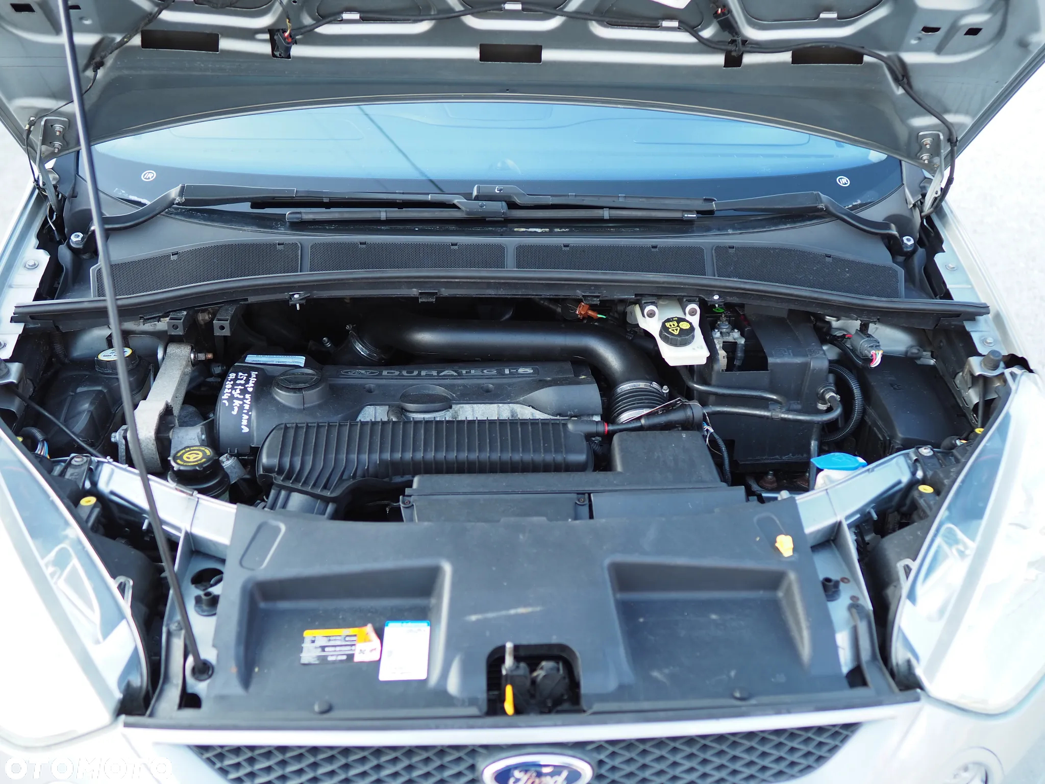 Ford S-Max 2.5 Titanium - 29