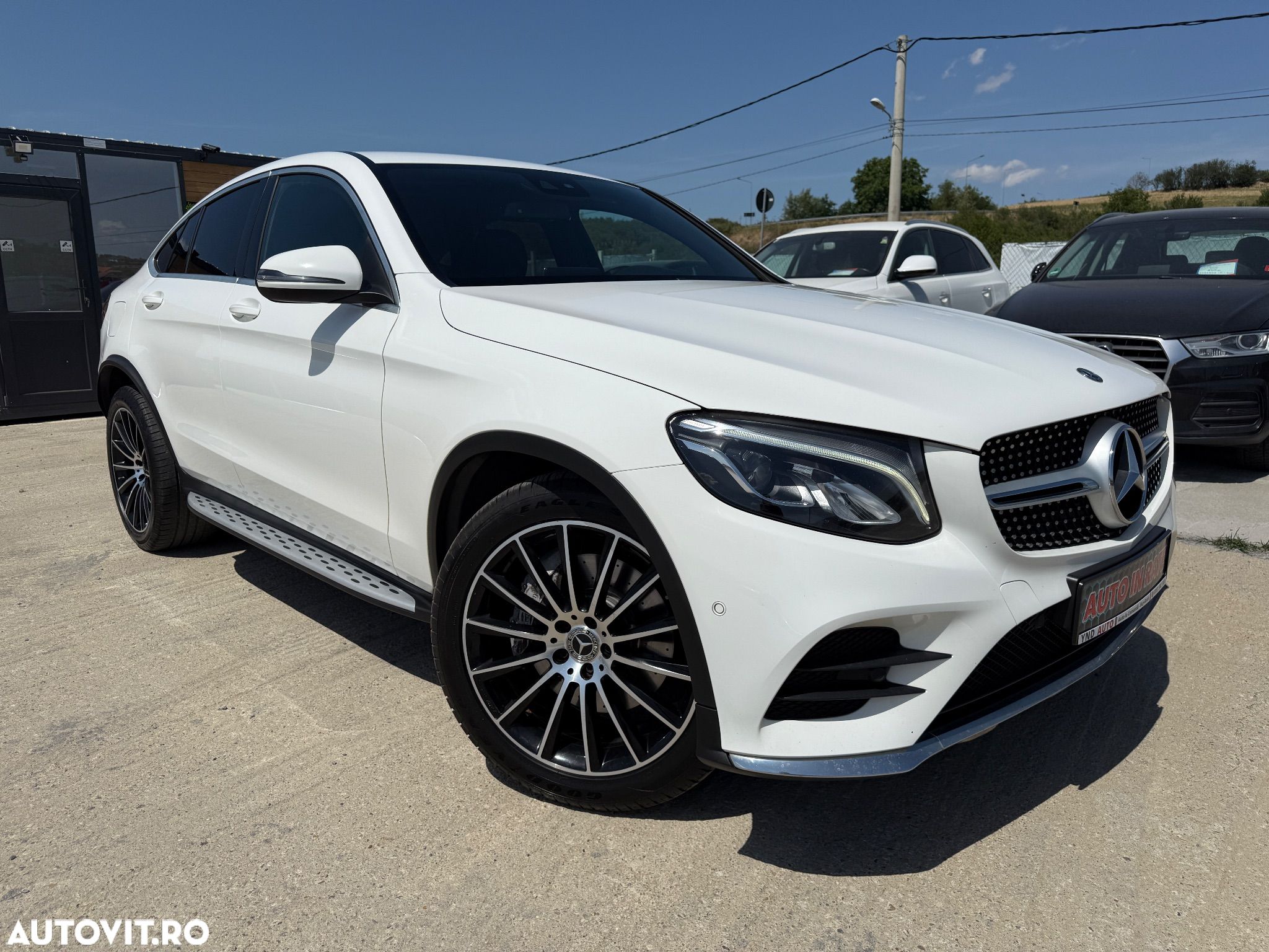 Mercedes-Benz GLC Coupe 220 d 4Matic 9G-TRONIC AMG Line - 1