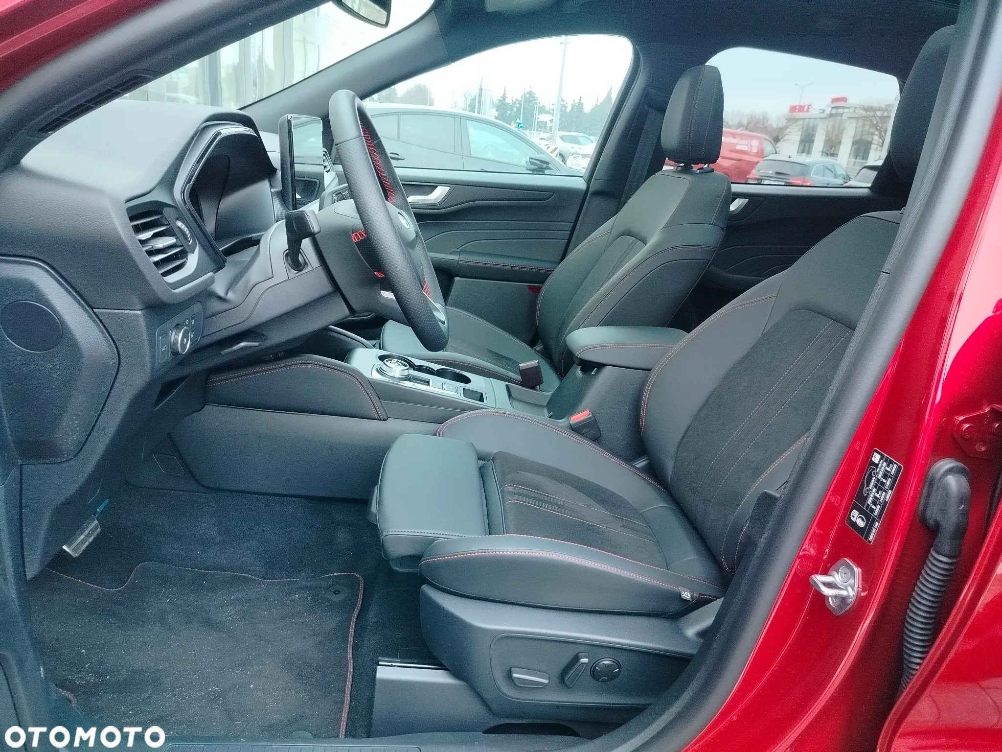 Ford Kuga 1.5 EcoBoost FWD ST-Line X - 19