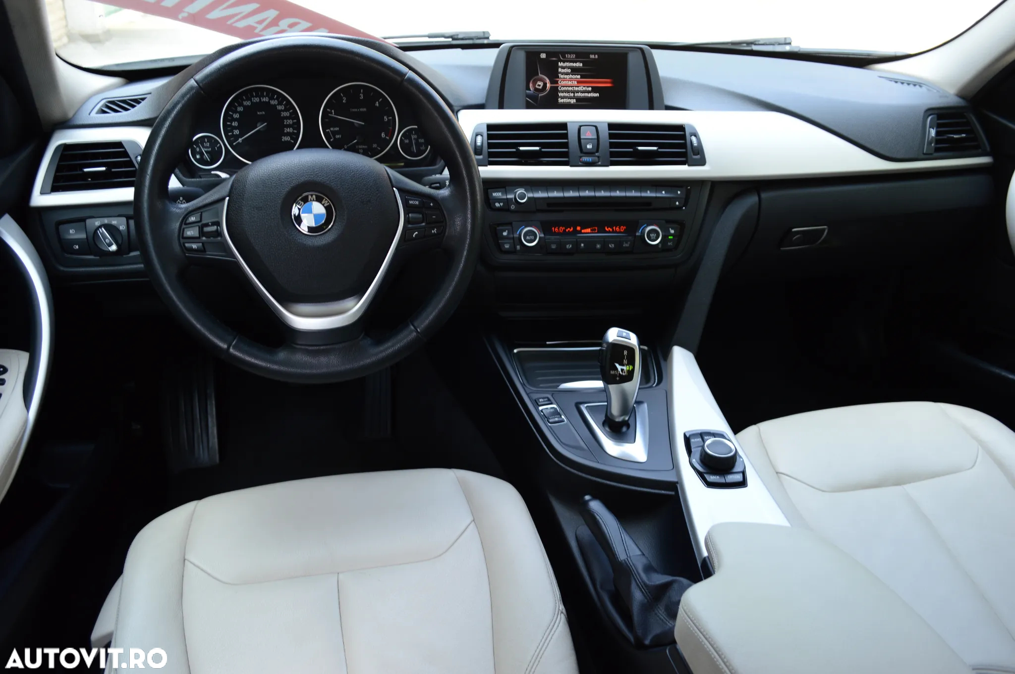 BMW Seria 3 320d Efficient Dynamic Edition Aut. - 33