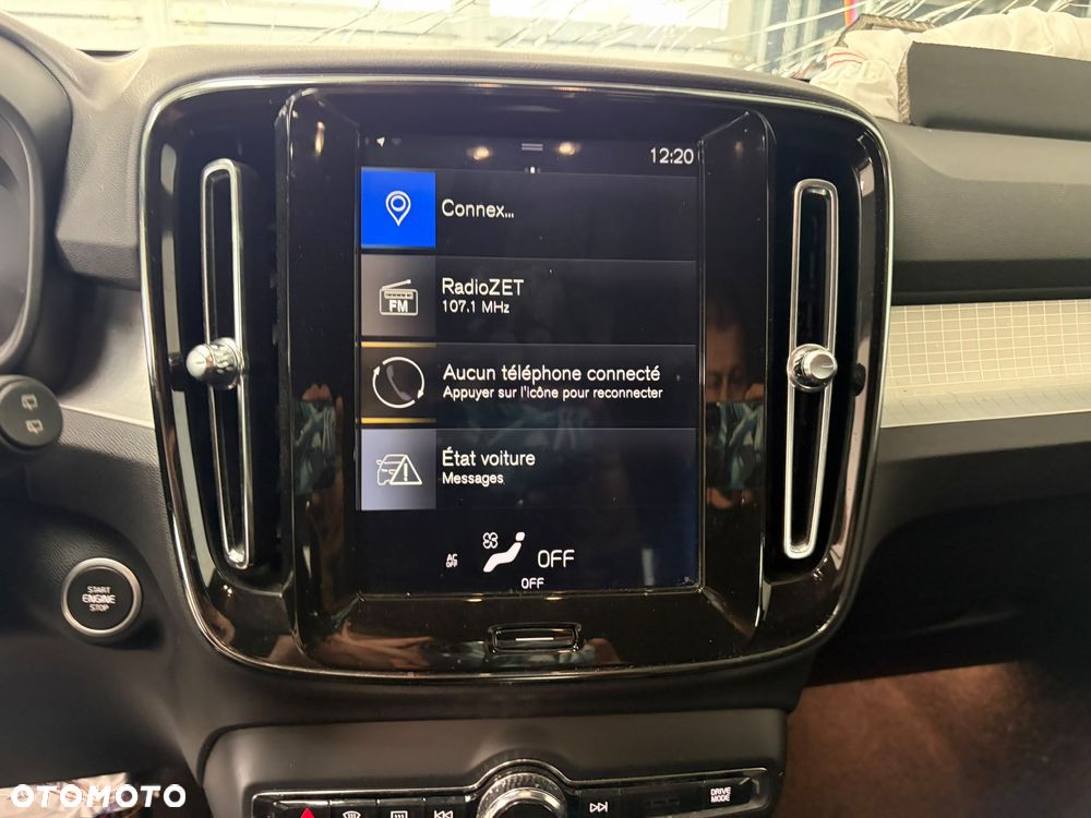 Volvo XC 40 D3 SCR AWD Momentum - 24