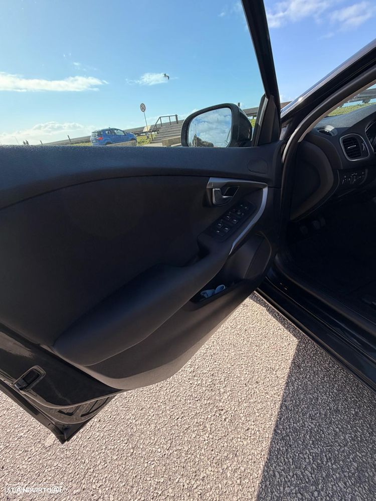 Volvo V40 2.0 D2 Kinetic - 11