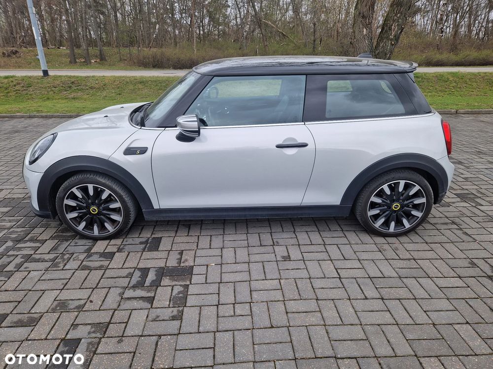 MINI Cooper SE Electric Trim - 2
