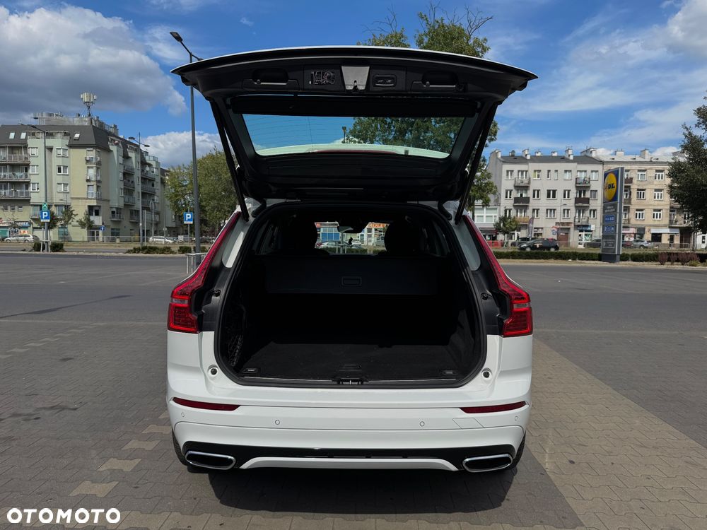 Volvo XC 60 B4 D AWD R-Design - 12