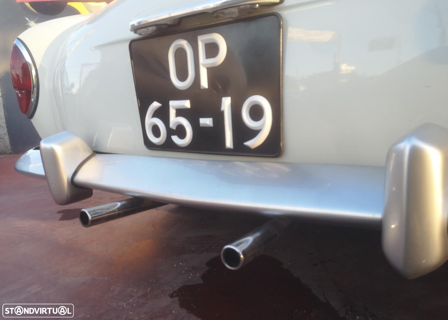 VW Karmann Ghia - 13