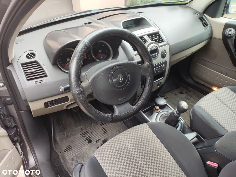Renault Megane 1.9 dCi Luxe Dynamique - 12