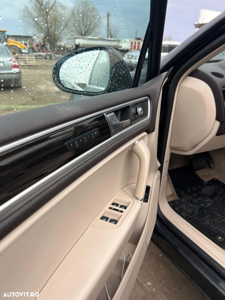 Volkswagen Touareg 3.0 V6 TDI BMT - 10
