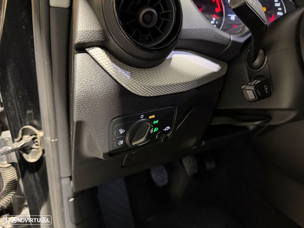 Audi Q2 30 TFSI Sport - 17