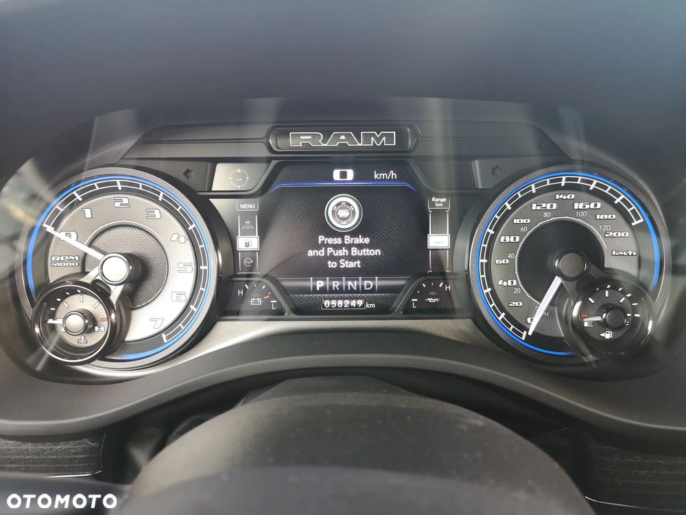 RAM 1500 - 18