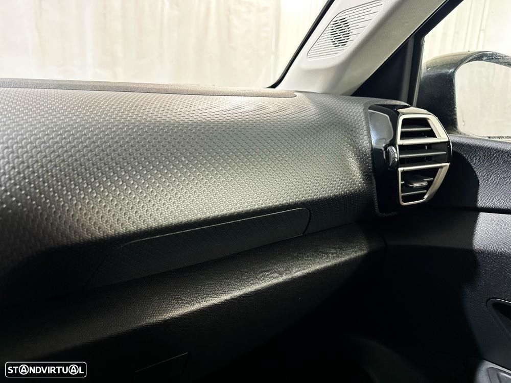 Citroën C4 PureTech 130 Stop&Start EAT8 PLUS - 24