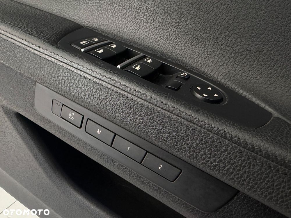 BMW Seria 7 730d - 38