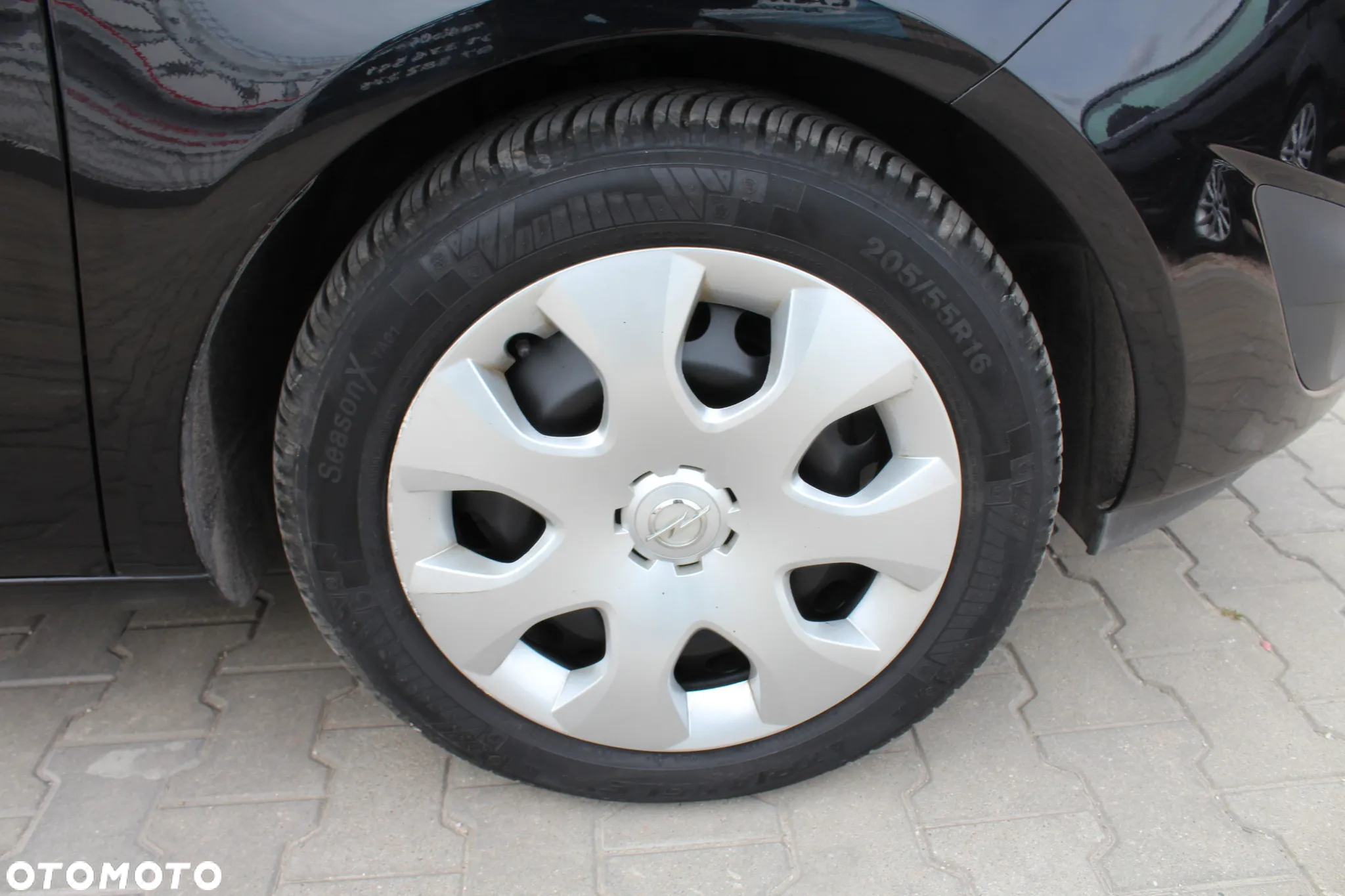 Opel Meriva 1.4 Color Edition - 24