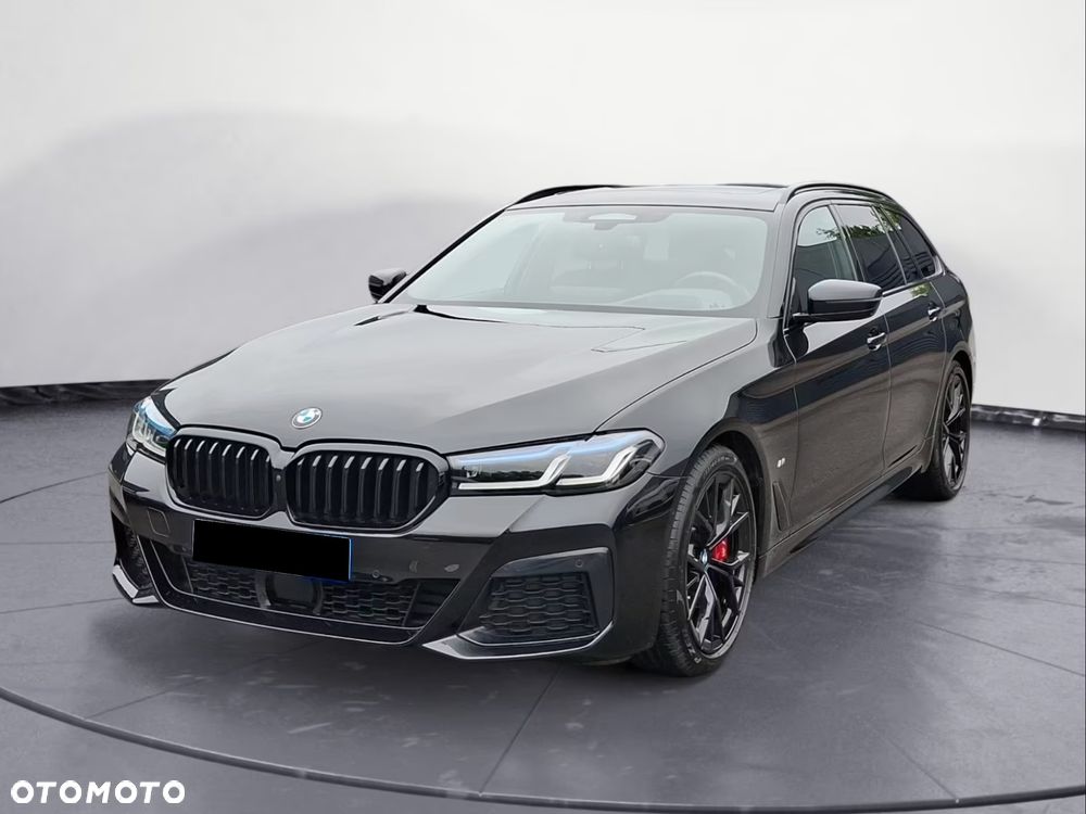 BMW Seria 5 540i xDrive - 2