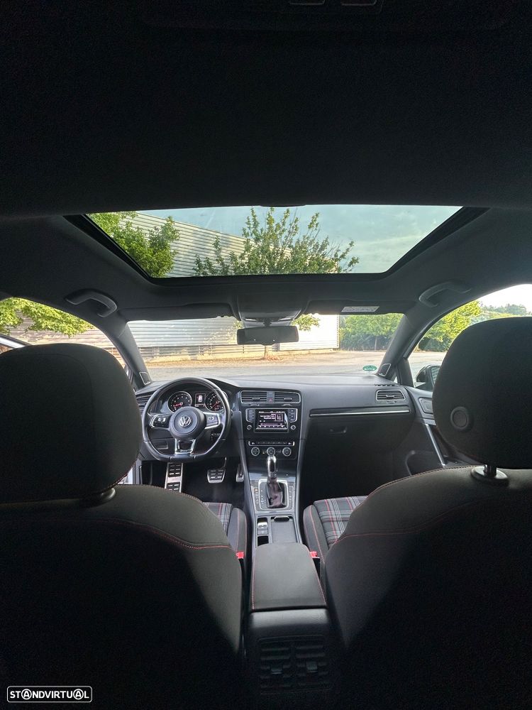 VW Golf 2.0 TSi GTi DSG Performance - 8