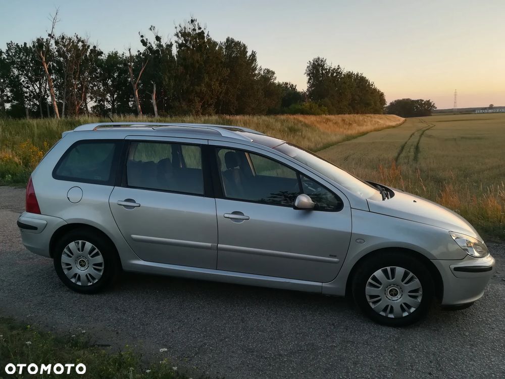 Peugeot 307 HDi 110 Premium - 4