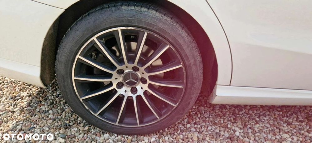 Mercedes-Benz CLA 250 4-Matic - 10