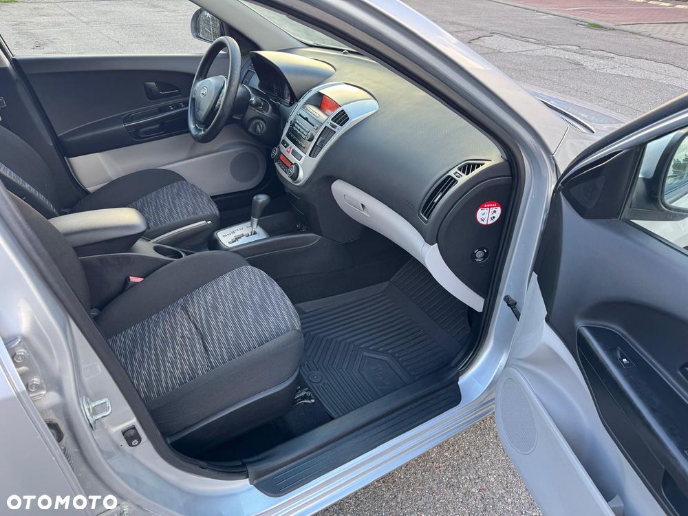 Kia Ceed 1.6 Comfort + - 10